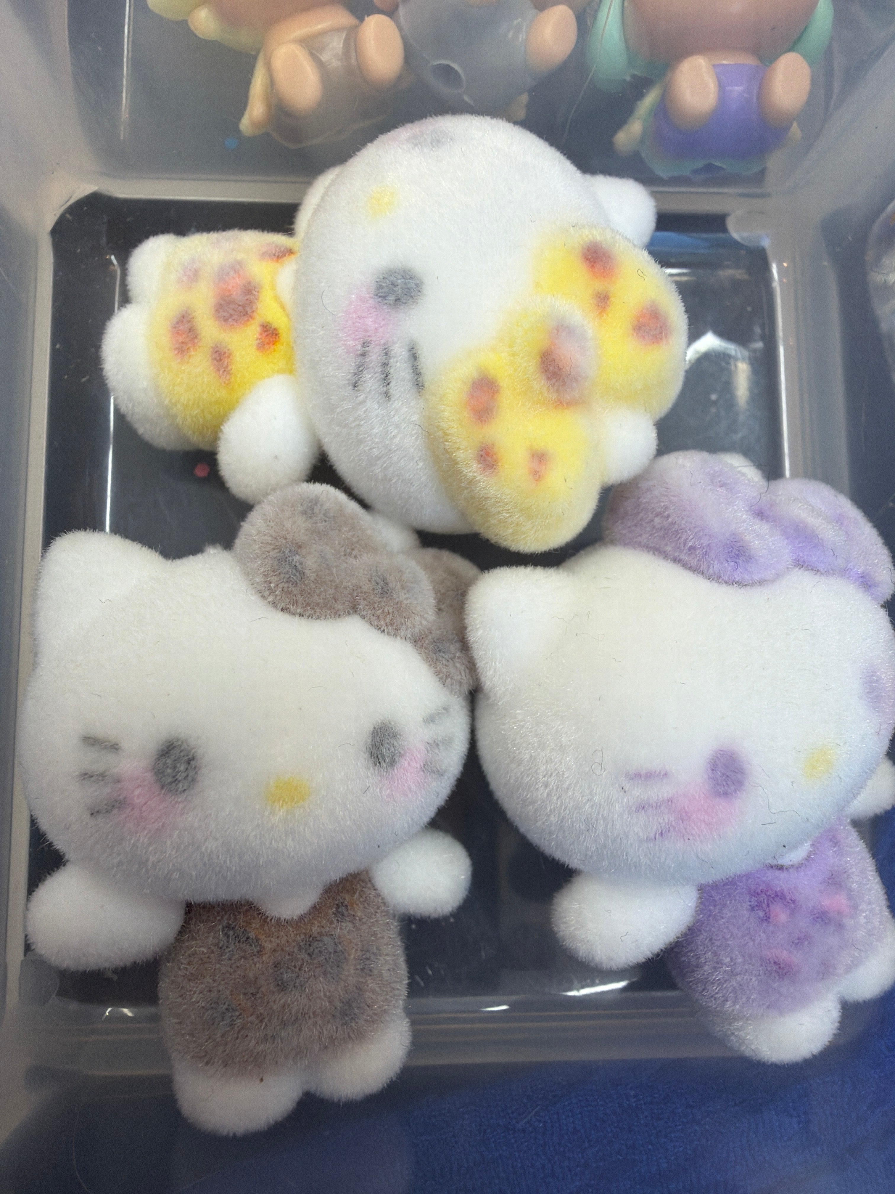 Large hello kitty topper