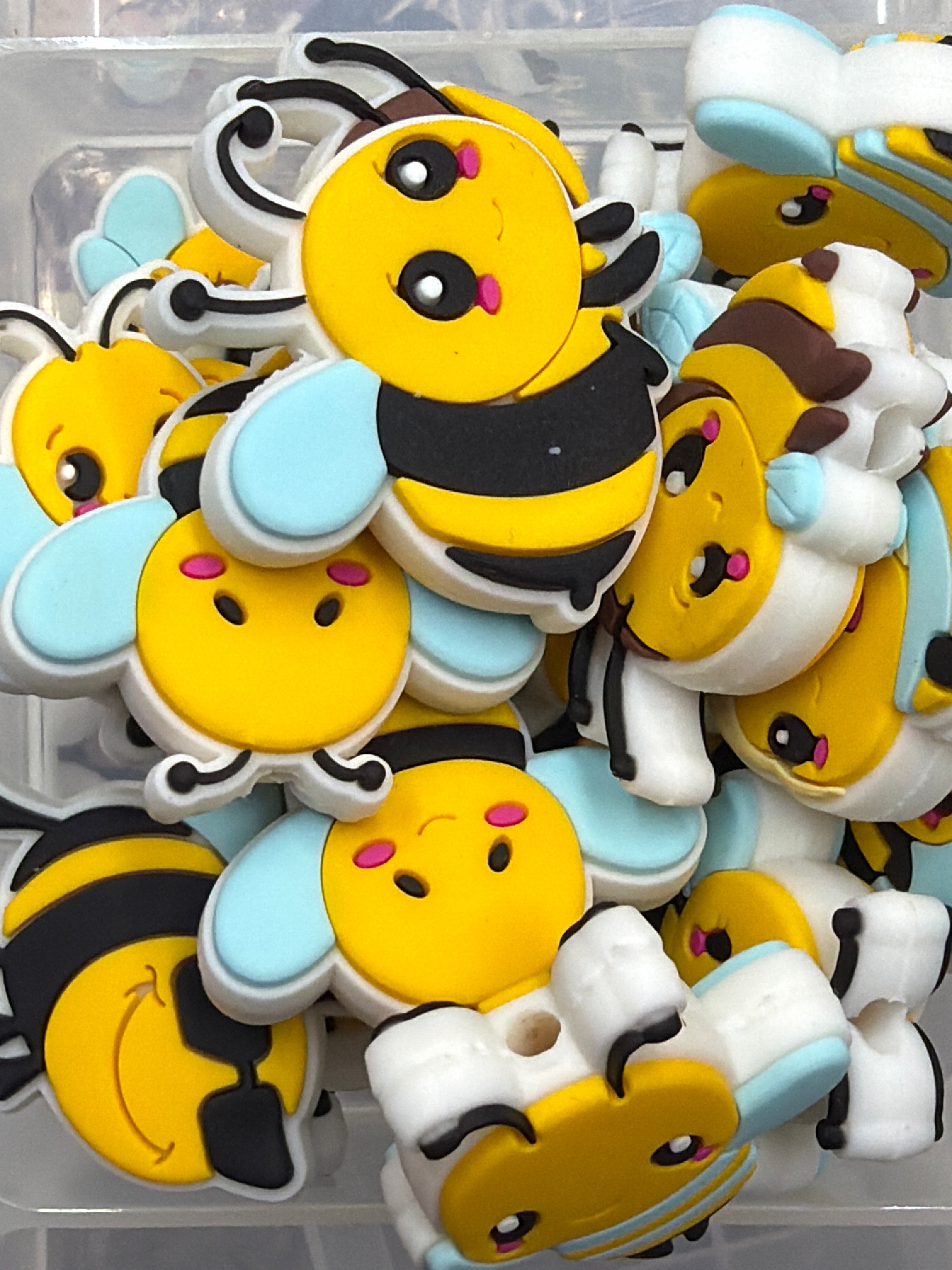 Bee focal