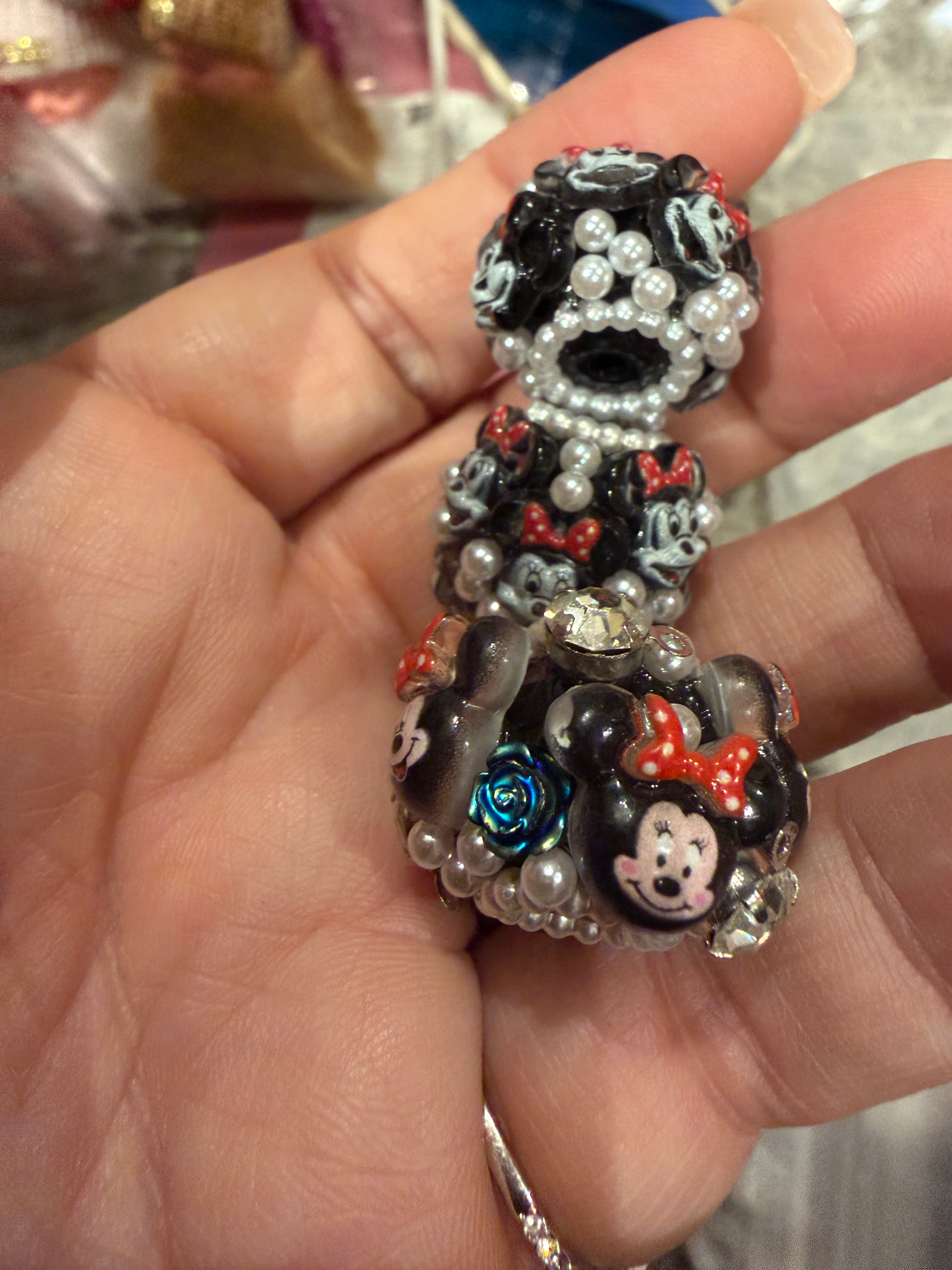 Mickey fancy big beads